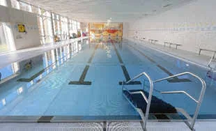 Hallenbad Differten