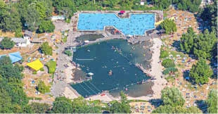 Parkbad Wadgassen aus der Luft, Foto: Rolf Ruppenthal