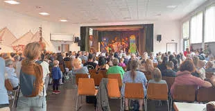 Theateraufführung der Grundschule Hostenbach/Schaffhausen